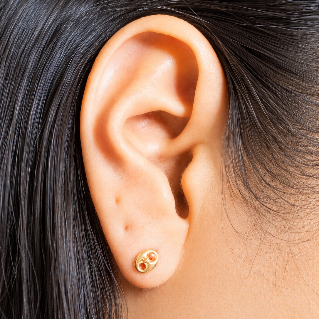 STUD EARRINGS GUCCI / NO. 2/ 4MM / 18K GOLD