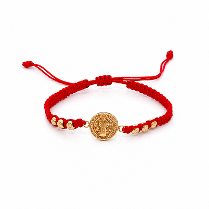Pulsera de macramé de San Benito roja en oro de 18K