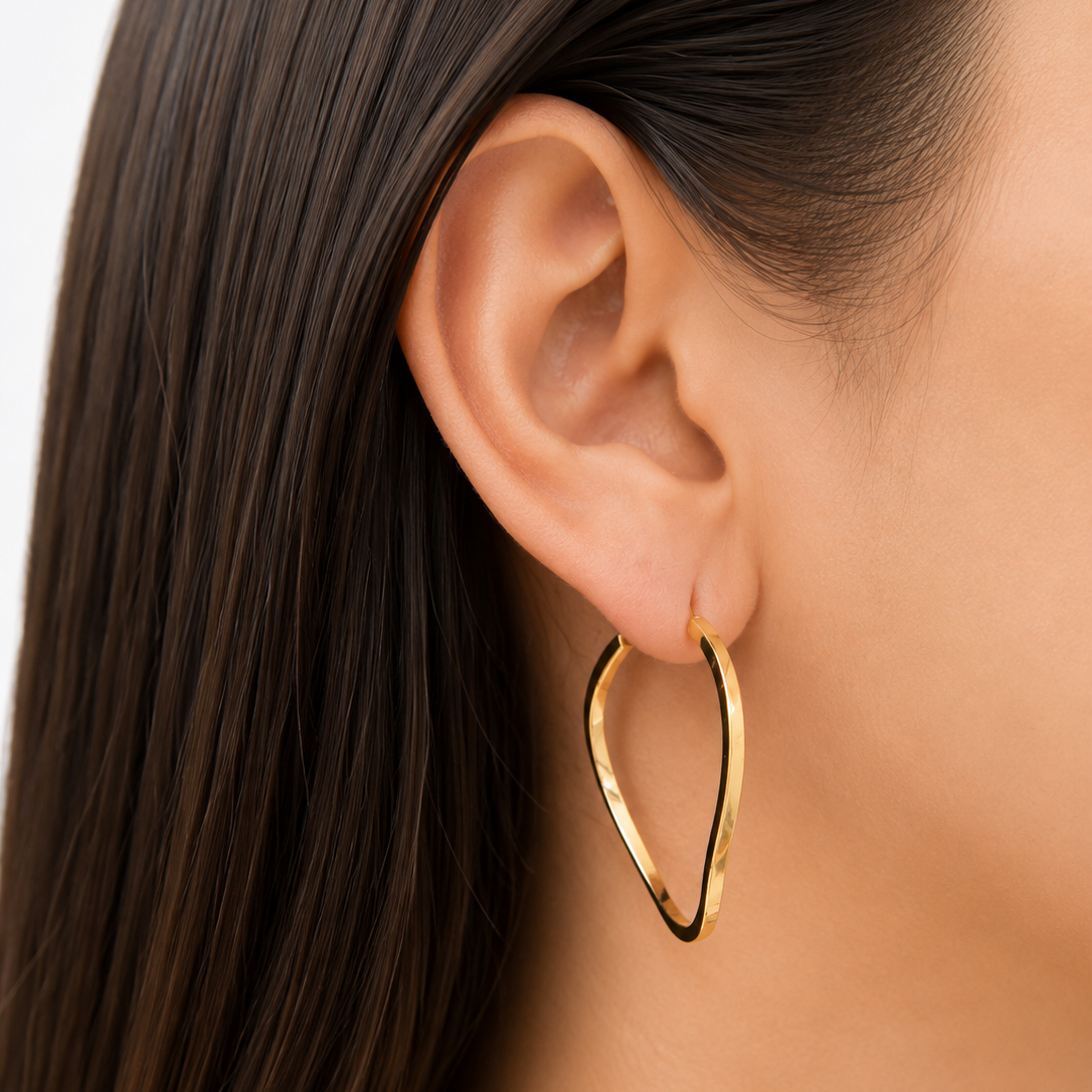 Dora Hoop Earrings / 2.1 gr / 3.7 cm / 18k Italian Gold