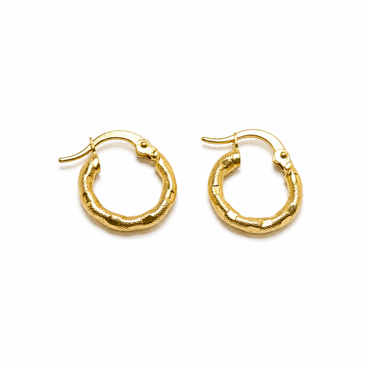 Laura Hoop Earrings / 1.25 gr / 1.5 cm / 18k Italian Gold