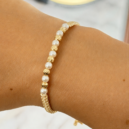 Pulsera de perlas con cuentas de oro
/4mm