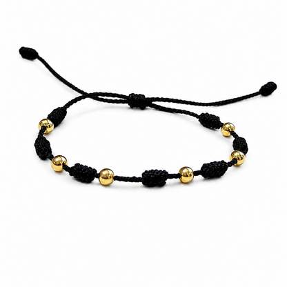 Black 7-Knot Bracelet With Gold Beads/5mm