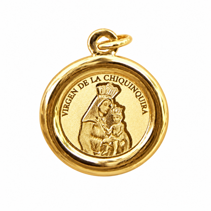 Our Lady of Chiquinquirá Pendant
/ 1.25gr / 2.5cm / 18K Italian Gold