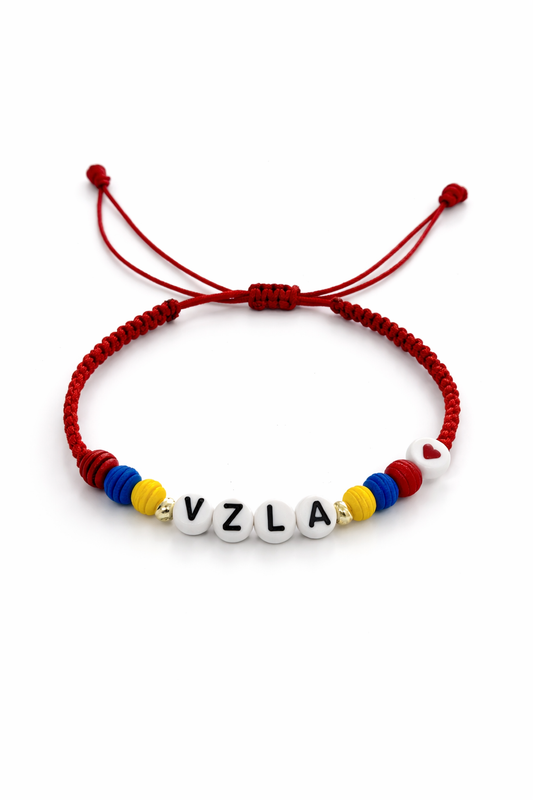 BRACELET WITH GOLD BEADS