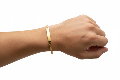 BISMARK  LINK BRACELET WITH NAMEPLATE