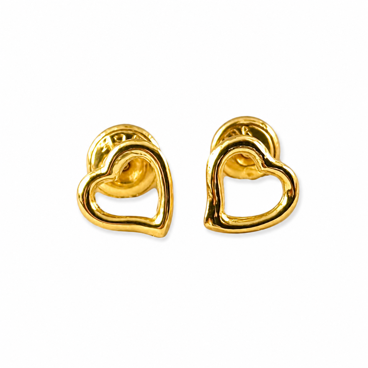 PENDIENTES CON CONTORNO DE CORAZÓN