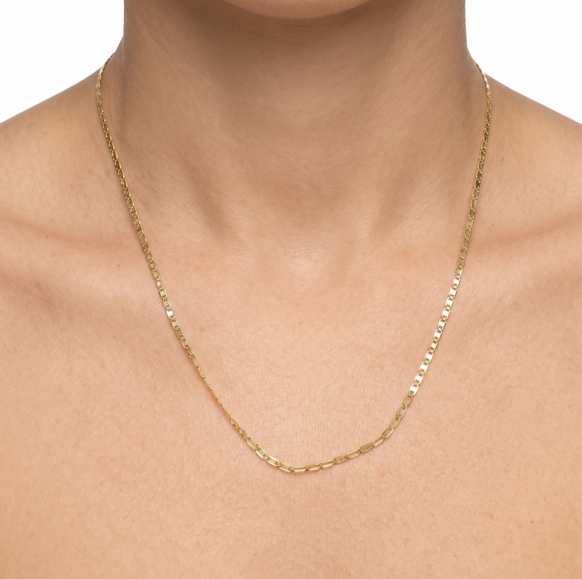 Cadena plana / 2.59 gr / 50 cm / 2 mm / oro italiano de 18K