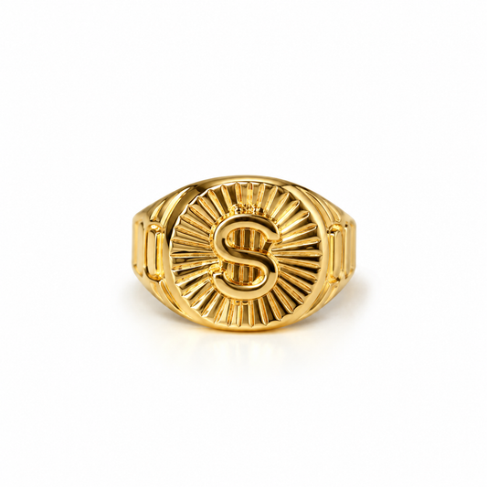 Sunburst Initial S Signet Ring / 6.14 gr / Size 12 / 6 mm / 18K Gold