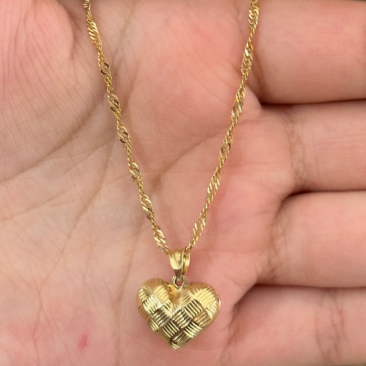 Singapur Chain with Heart Pendant / 4.26 gr / 45 cm / 1.5 mm / 18K Italian Gold