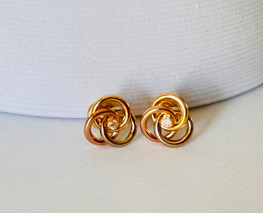 TRI-GOLD  NUDO  EARRINGS