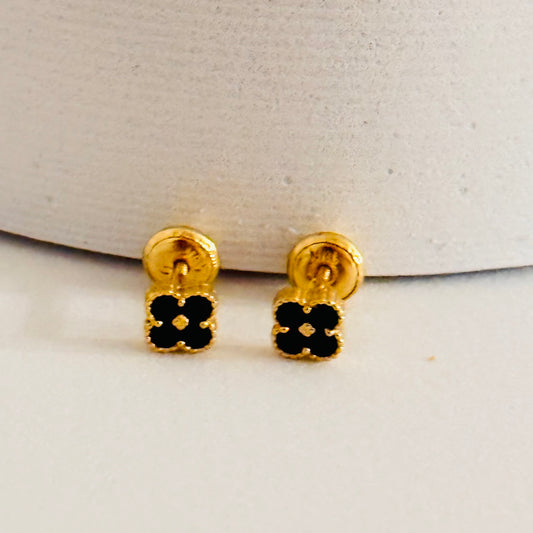 BLACK CLOVER  EARRINGS