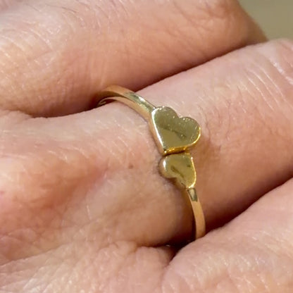 Heart Ring / 1.5 gr / Size 8 1/2 / 18K Italian Gold