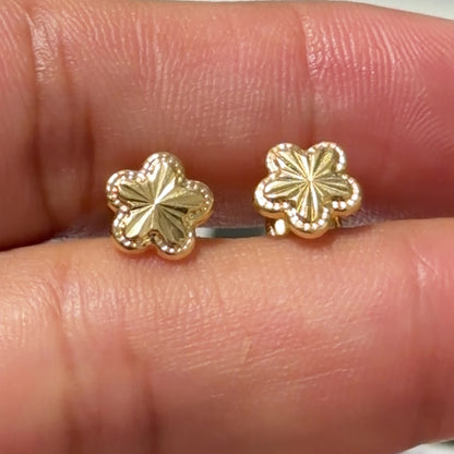 Pendientes de botón con forma de flor talla diamante / 0,75 g / 8 mm / Oro de 18K