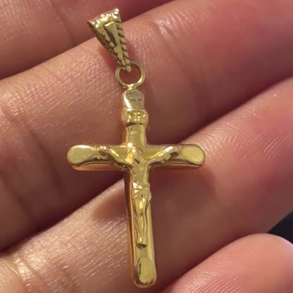Crucifix Pendant / 1.02g / 3.2cm / 18K Gold