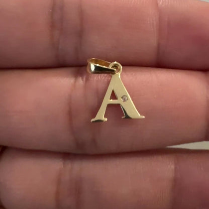 Letter A Pendant / 0.64 gr / 1.6 cm / 18K Italian Gold