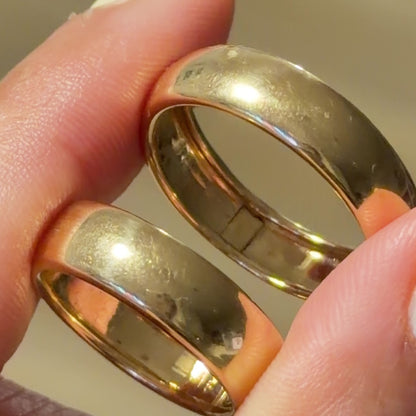 Wedding Ring Set / 2.7 gr / Size 6 / 3.3 gr / Size 10 / 6 mm / 18K Gold
