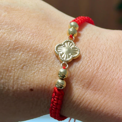 Pulsera con cuentas de oro / 1.3 gr / 5 mm