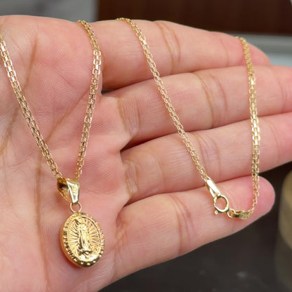 Bismarck Chain With Pendant/ 3.02g/ 50cm/ 2mm/ 18K Italian Gold