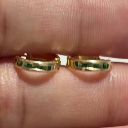 Gold Hoop Earrings with Green Stones 
/ 0.9gr / 1 cm / 18k Italian Gold