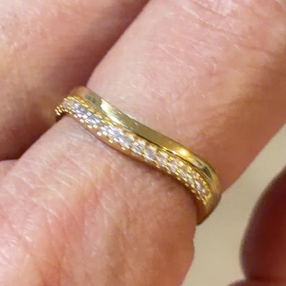 Anillo de Corazón / 2.4 gr / Talla 7 / Oro Italiano de 18K