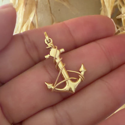 Anchor Pendant / 1.72gr / 3cm / 18K Italian Gold