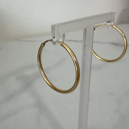 Thin Hoop Earrings / 1.37 gr / 2.5 cm / 18K Italian Gold