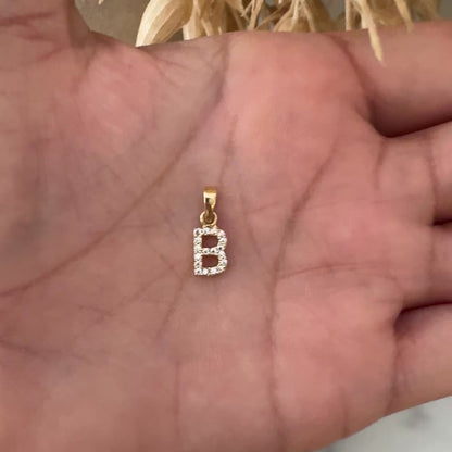 Letter B Pendant Zirconia / 0.84 gr / 1.5 cm / 18K Italian Gold