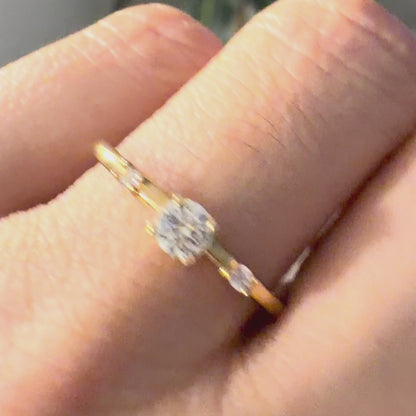 SOLITAIRE RING