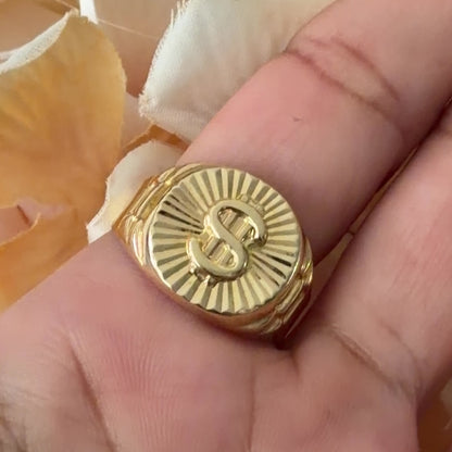 Sunburst Initial S Signet Ring / 6.14 gr / Size 12 / 6 mm / 18K Gold
