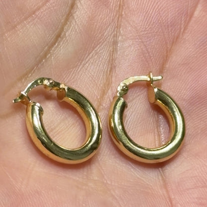 Plain Hoop Earrings / 1.86 gr / 1.5 cm / 18k Italian Gold