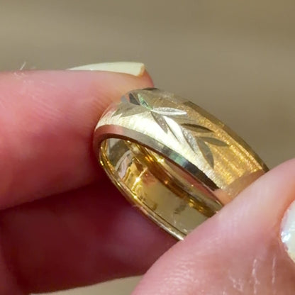 Wedding Ring / 2.7 gr / Size 8 1/2 / 6 mm / 18K Gold