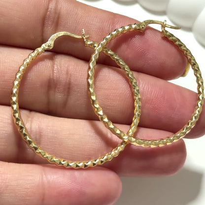 Laura Hoop Earrings / 2.6 gr / 4 cm / 18k Italian Gold