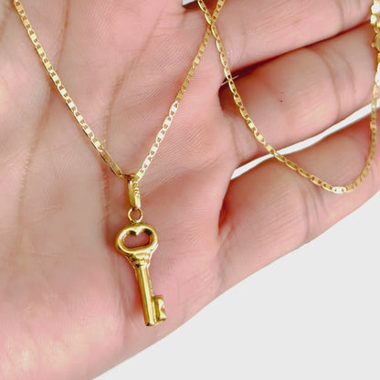 CHAINS WITH KEY BAG PENDANT