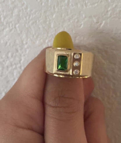 Green Zircon Ring / 3.03 gr / Size 11 1/2 / 6 mm / 18K Gold