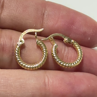 Karol Hoop Earrings / 1.1 gr / 1.4cm / 18k Italian Gold