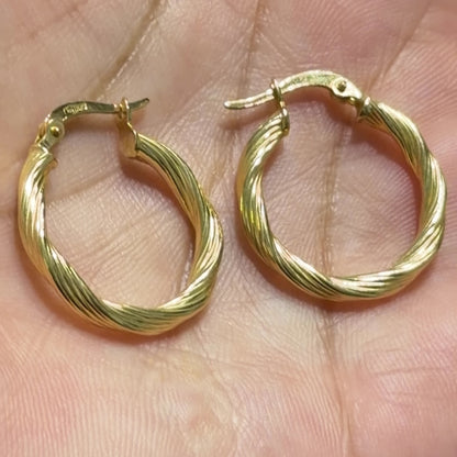 Lola Earrings / 2.1 gr / 2.5 cm / 18k Italian Gold