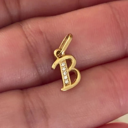 Colgante Letra B / 0.75 gr / 1.5 cm / Oro italiano de 18K