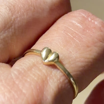 Heart Ring / 0.98 gr / Size 8 / 18K Gold