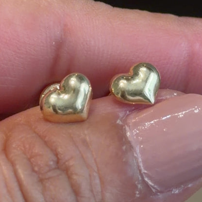 Puffy Heart Stud Earrings / 0.65 gr / 7 mm / 18K Gold