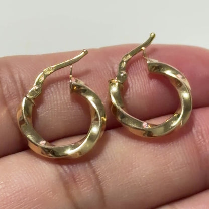 Jedi Earrings / 1.45 gr / 2 cm / 18k Italian Gold