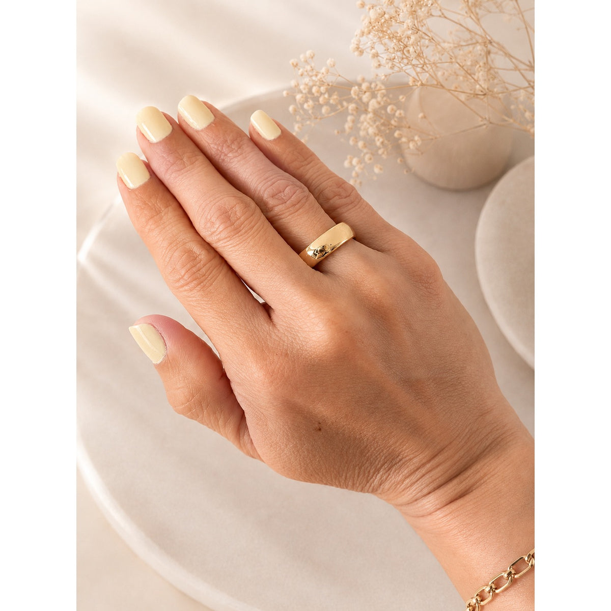 Anillos de Boda / 2.7 gr / Talla 6 / 6 mm / Oro 18K