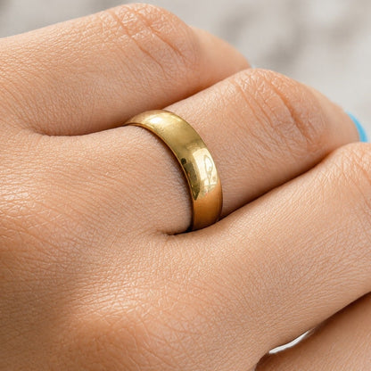 Wedding Ring / 2.02 gr / Size 7 3/4 / 5 mm / 18K Gold