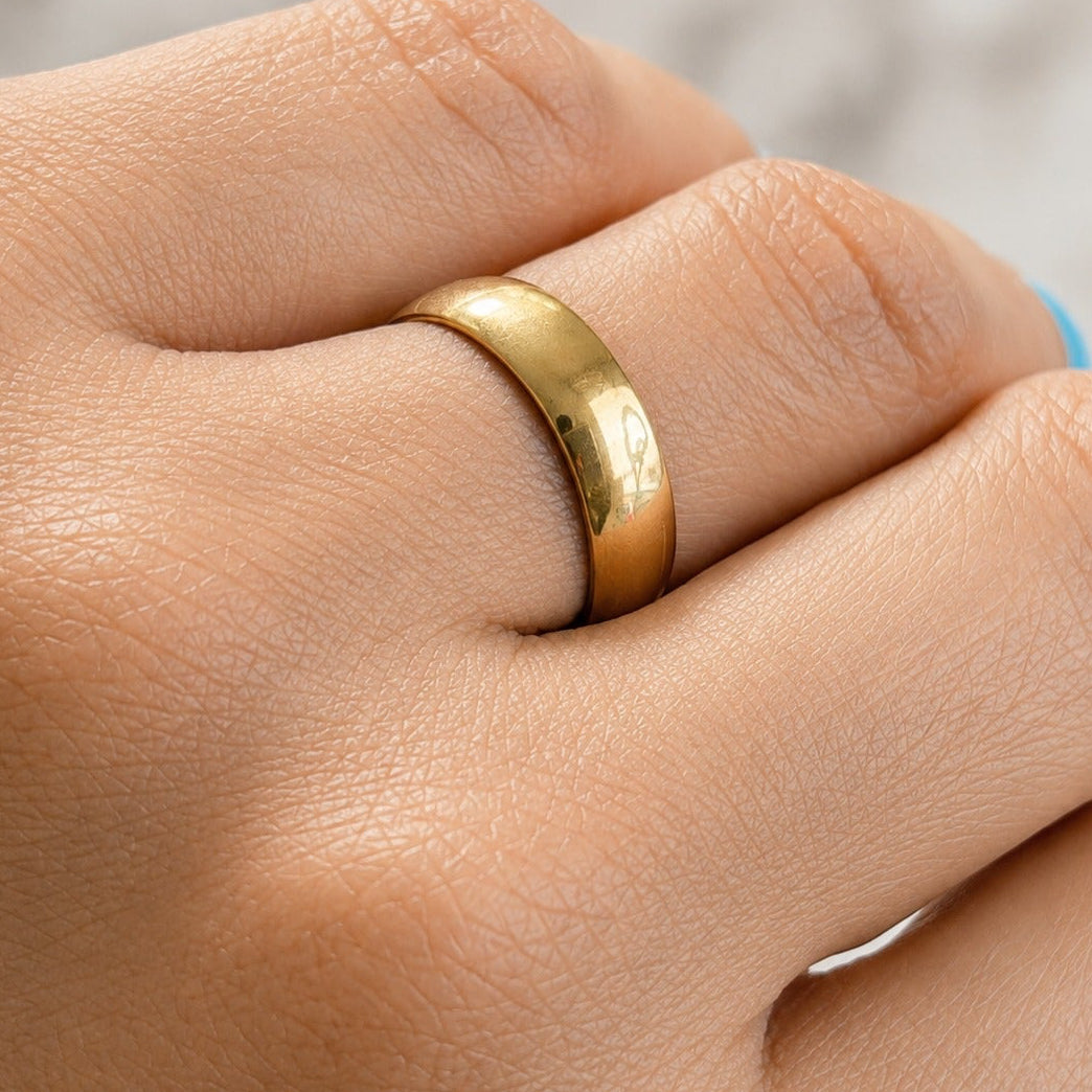 Wedding Ring / 2.36 gr / Size 9 / 5 mm / 18K Gold